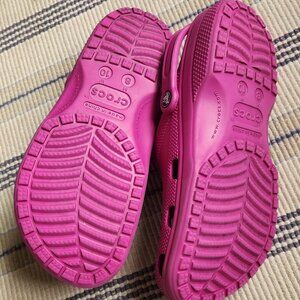 Women/Men's Croc Shoes